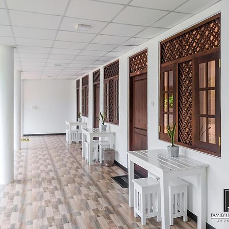 Family Holiday Resort Anuradhapura Exterior foto